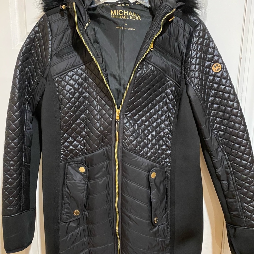 Faux fur trim water-resistant hooded quilted 3/4 jacket Michael Kors